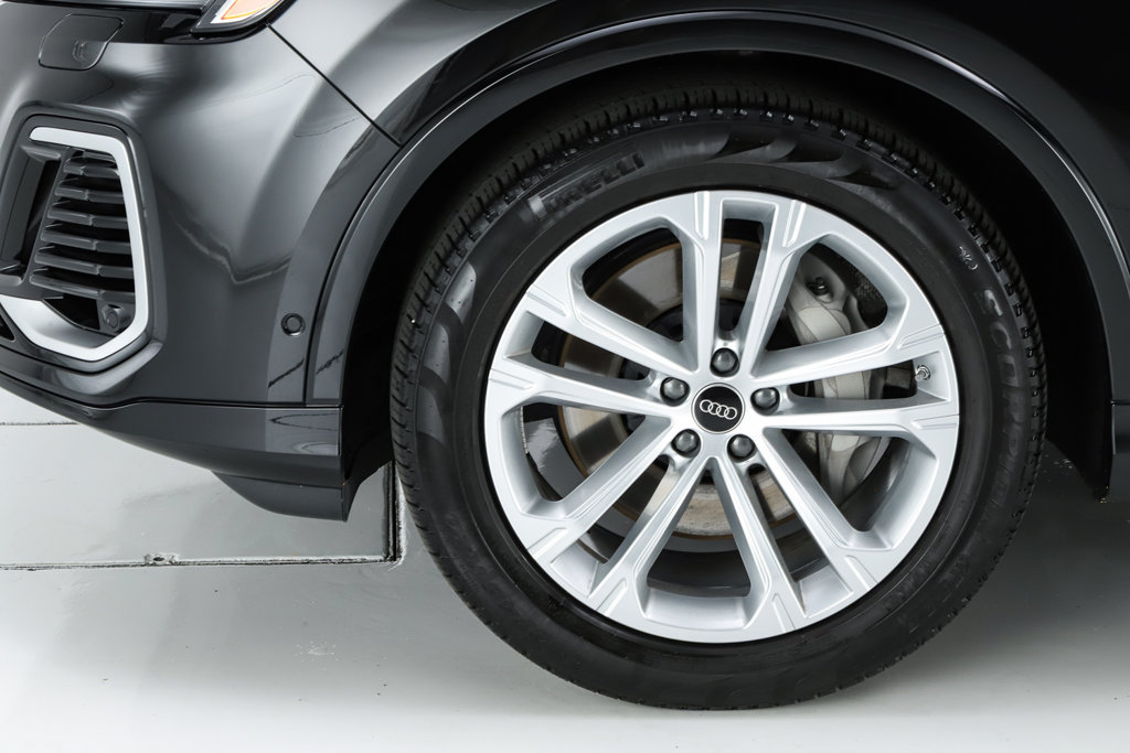 Used 2025 Audi Q7 3.0T Premium Plus AWD/4WD image 50