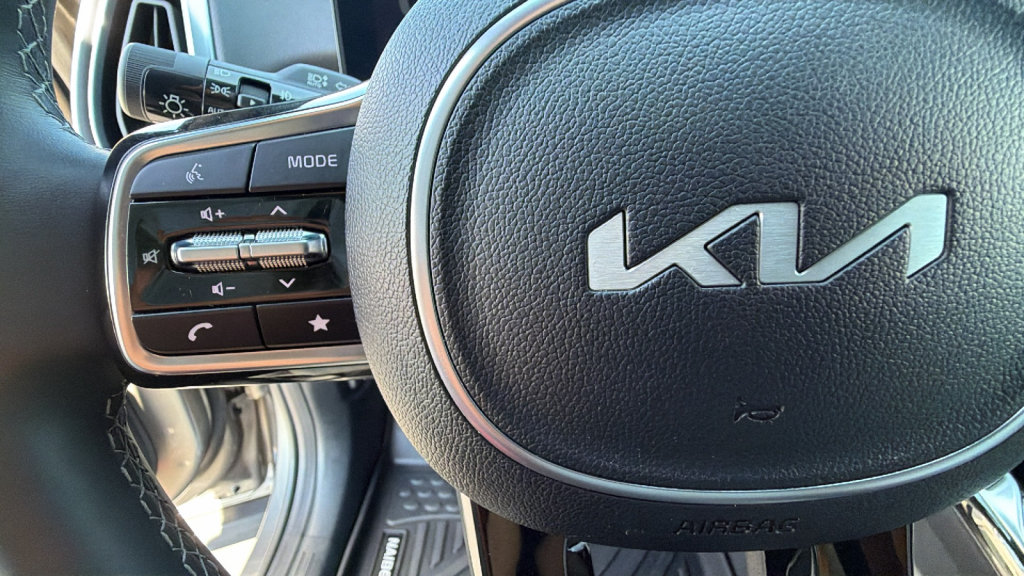Used 2025 Kia Sorento SX Prestige AWD/4WD image 19