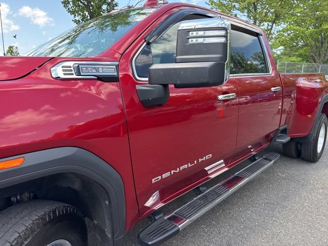 Used 2024 GMC Sierra 3500 Denali AWD/4WD image 4
