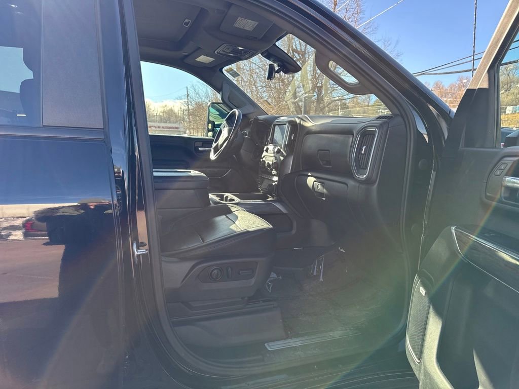 Used 2022 Chevrolet Silverado 2500 LTZ w/ LTZ Plus Package image 47