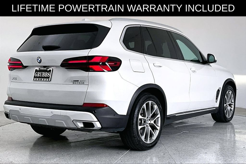 Used 2025 BMW X5 xDrive40i AWD/4WD image 2