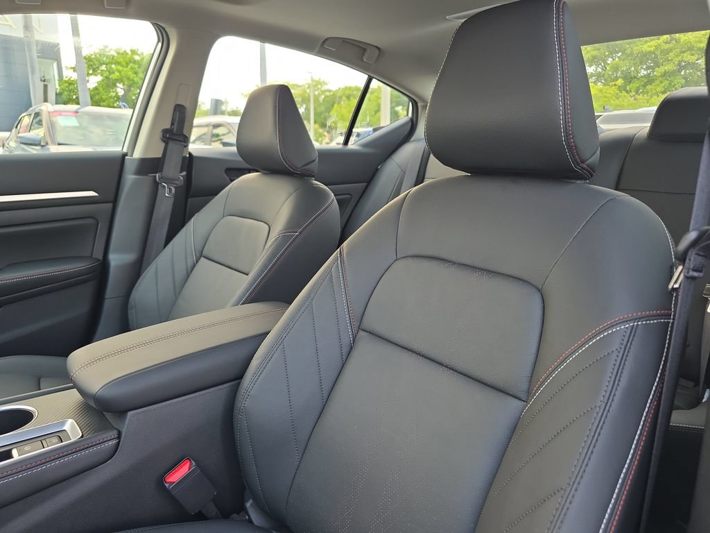 New 2026 Nissan Altima 2.5 SR FWD image 25