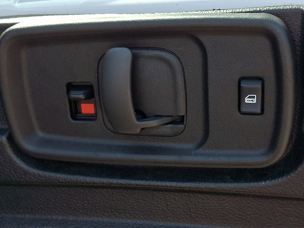 Used 2024 GMC Savana 2500 w/ Driver Convenience Package image 29