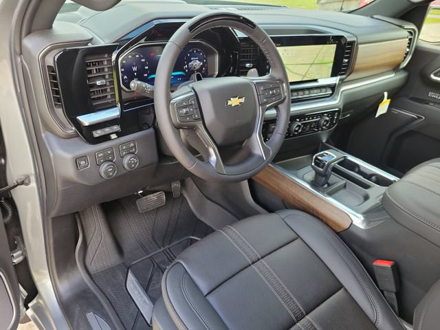 New 2026 Chevrolet Silverado 1500 High Country AWD/4WD image 18