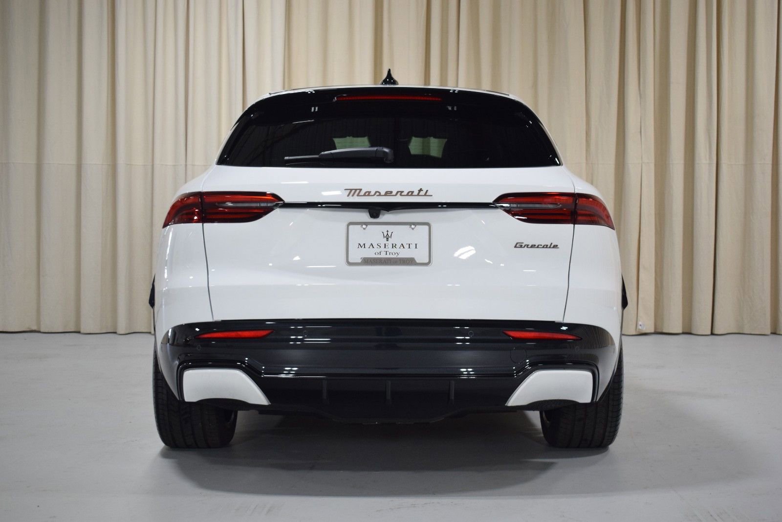 New 2025 Maserati Grecale Folgore AWD/4WD image 16