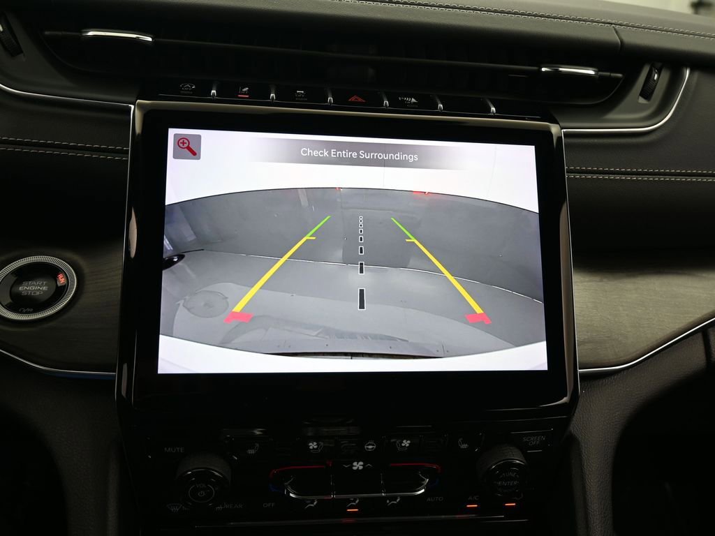 Used 2024 Jeep Grand Cherokee L Overland image 21