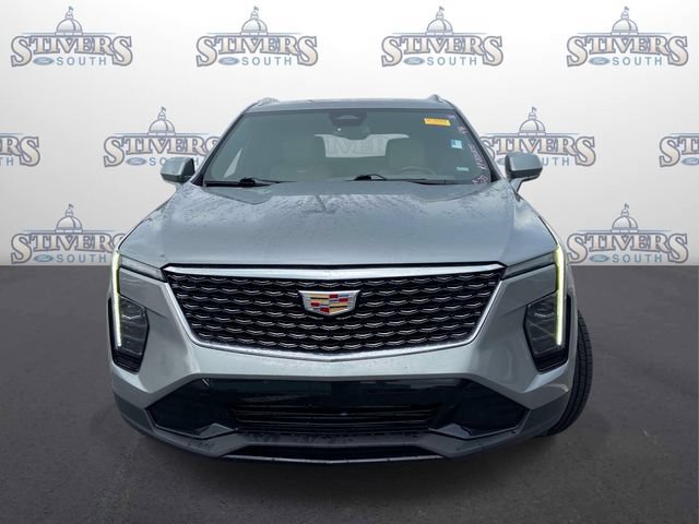 Used 2024 Cadillac XT4 Premium Luxury FWD image 8