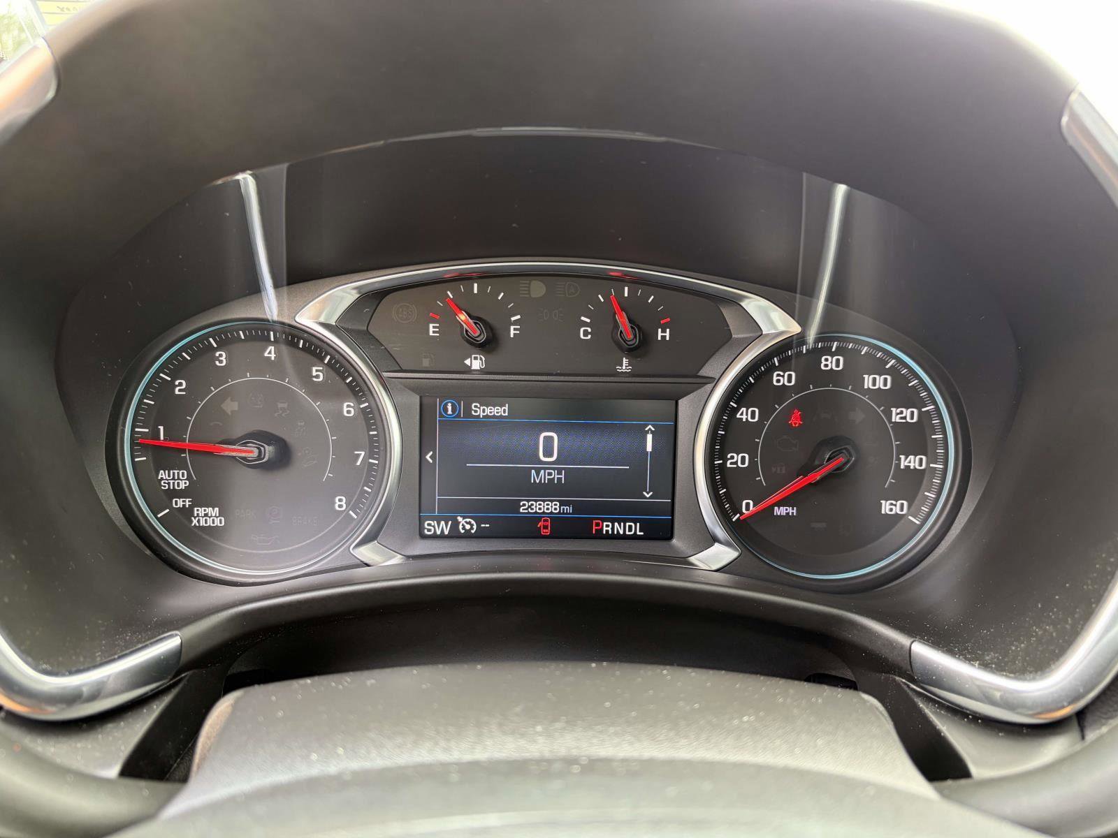 Used 2024 Chevrolet Equinox LT w/ LPO, Floor Liner Package image 10