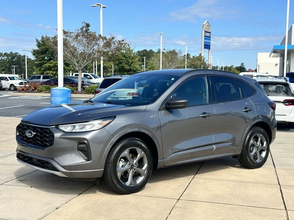 Used 2024 Ford Escape ST-Line image 4