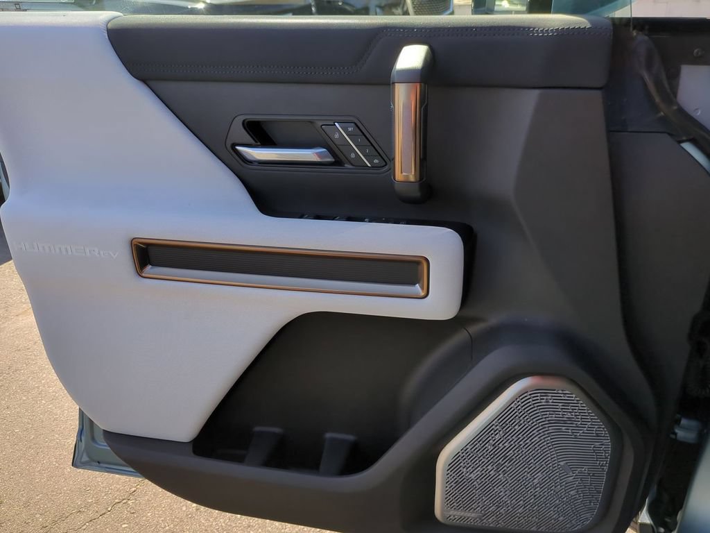 Used 2024 GMC Hummer EV 3X w/ Omega Edition AWD/4WD image 20