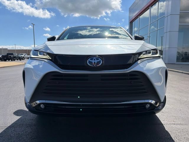 Certified 2024 Toyota Venza Nightshade AWD/4WD image 2