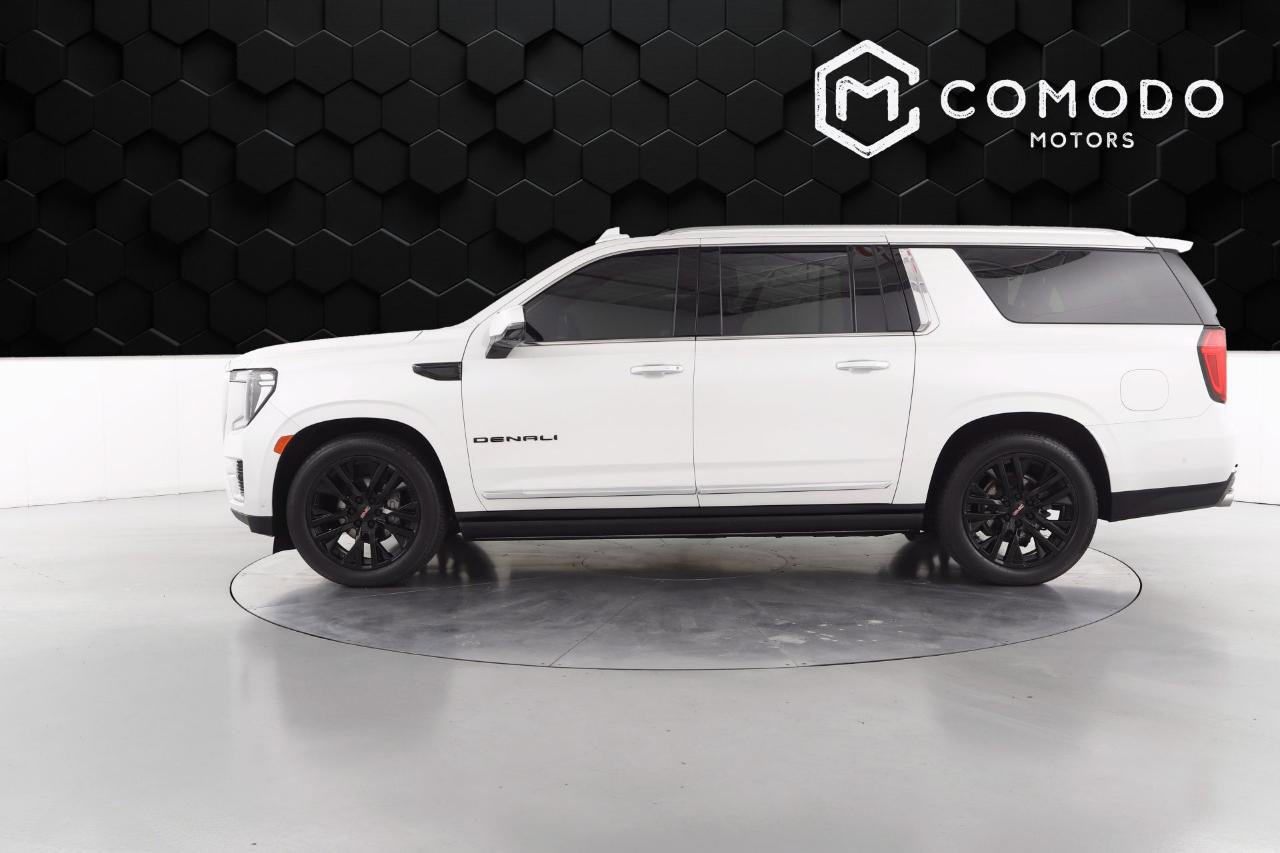 Used 2023 GMC Yukon XL Denali w/ Denali Reserve Package image 6