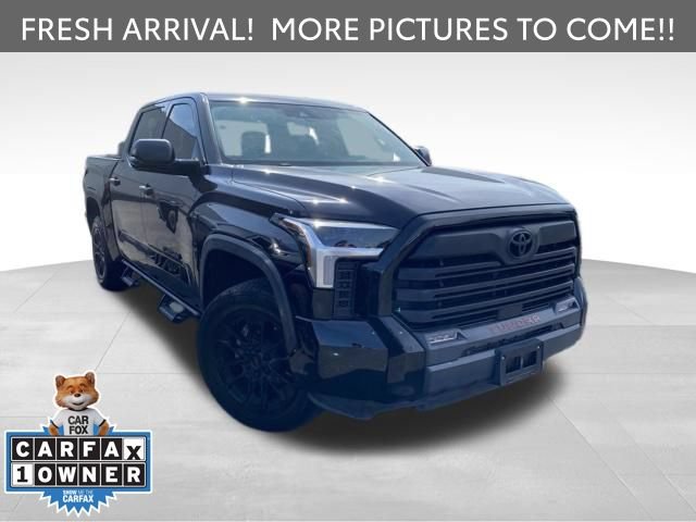 Used 2023 Toyota Tundra SR5 w/ SR5 Convenience Package AWD/4WD image 3