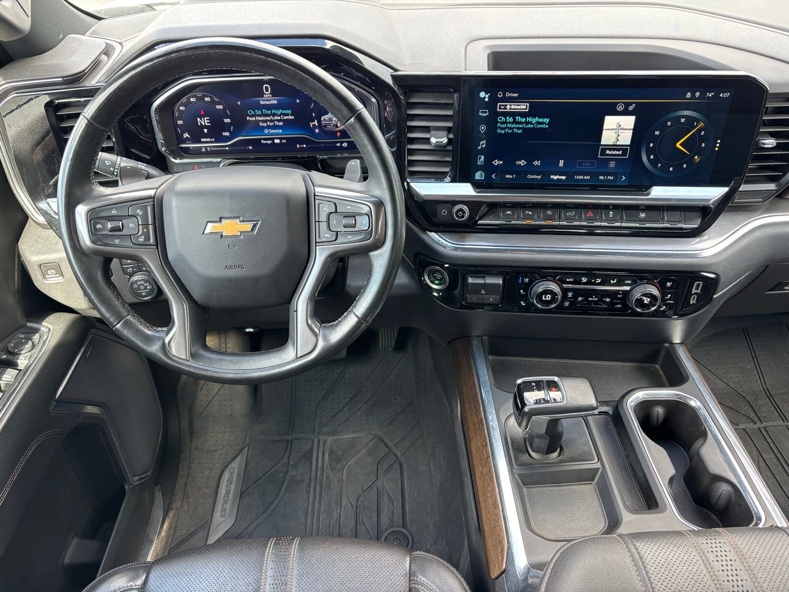 Used 2023 Chevrolet Silverado 1500 High Country w/ High Country Premium Package image 5