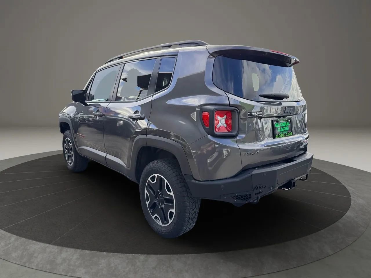 Used 2016 Jeep Renegade Trailhawk image 7