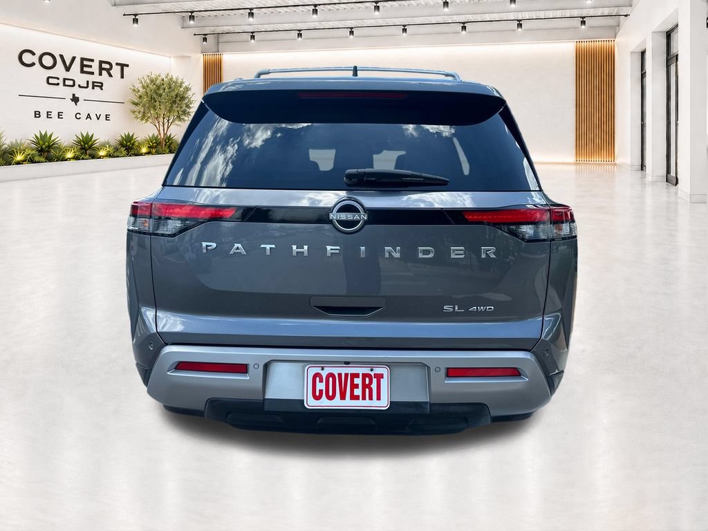Used 2023 Nissan Pathfinder SL AWD/4WD image 10