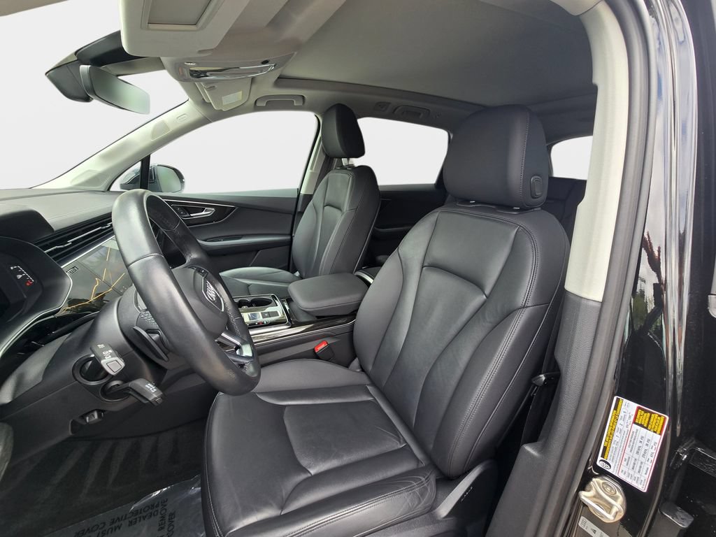 Used 2023 Audi Q7 3.0T Premium Plus AWD/4WD image 18