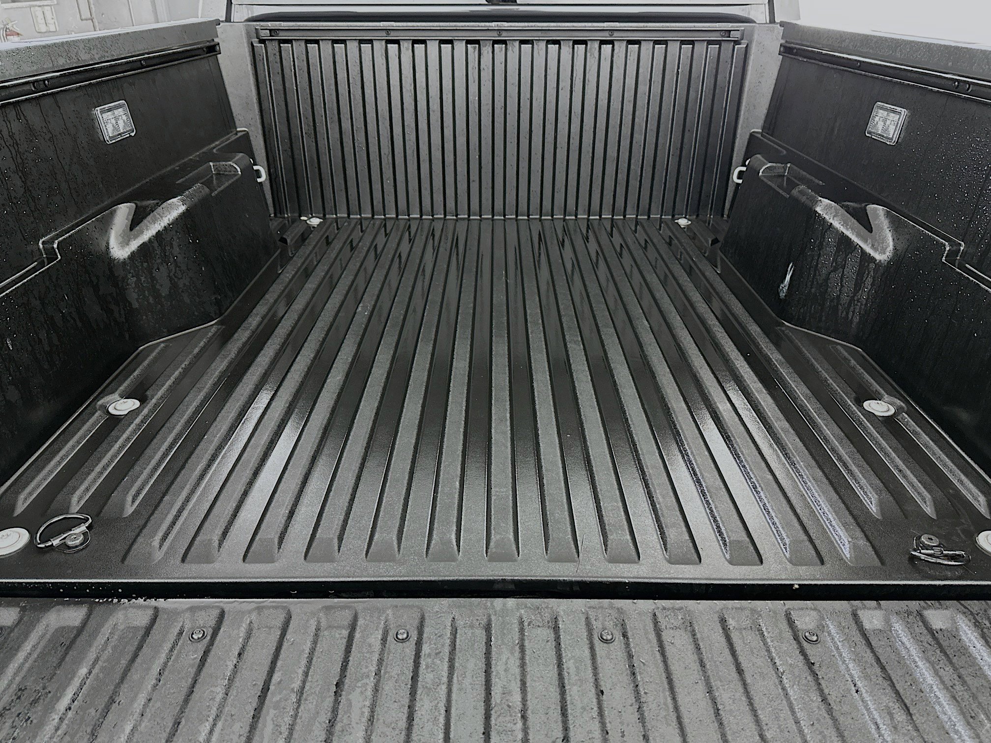 Used 2025 Toyota Tacoma SR5 image 31