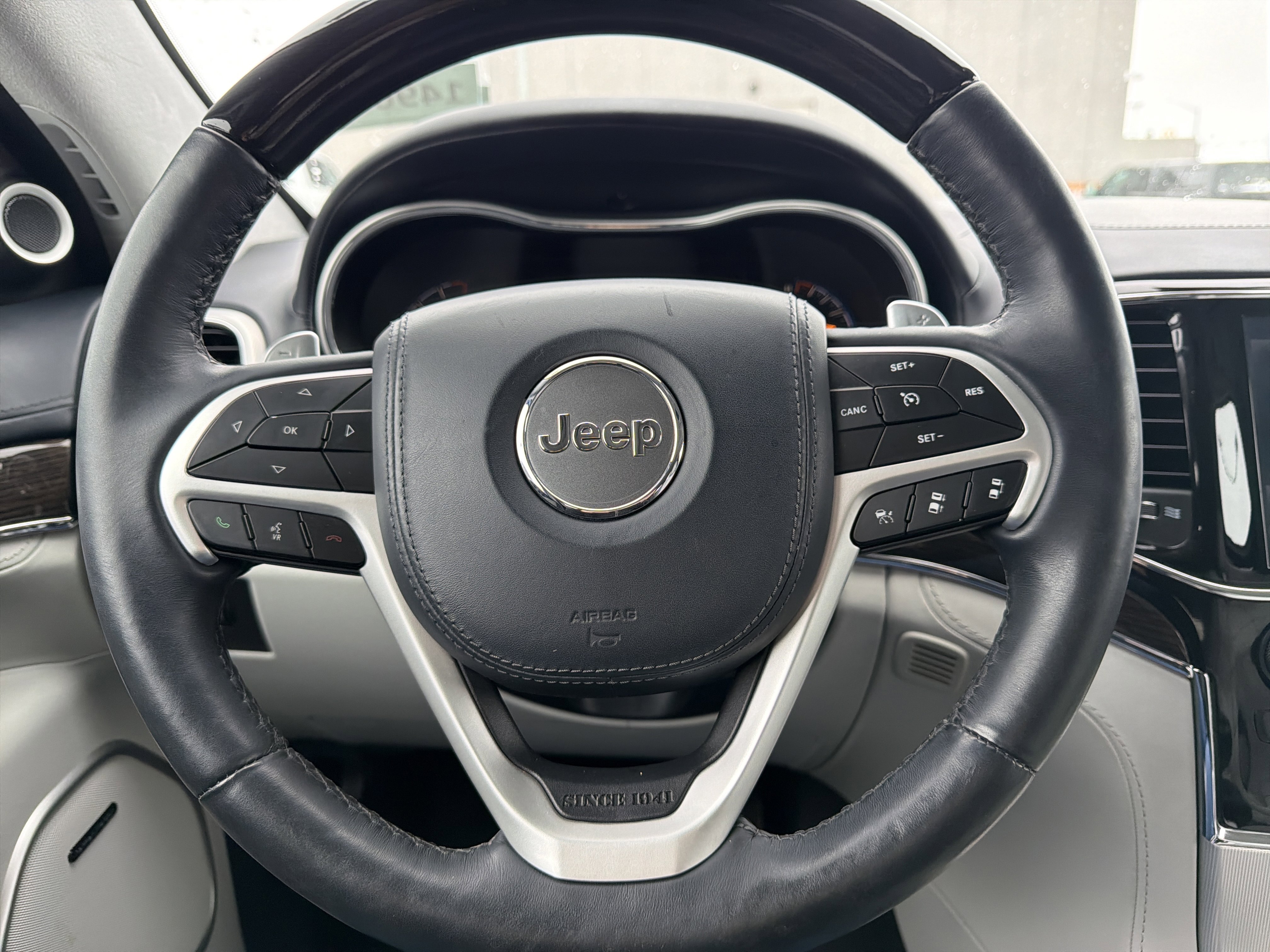 Used 2020 Jeep Grand Cherokee Summit image 15