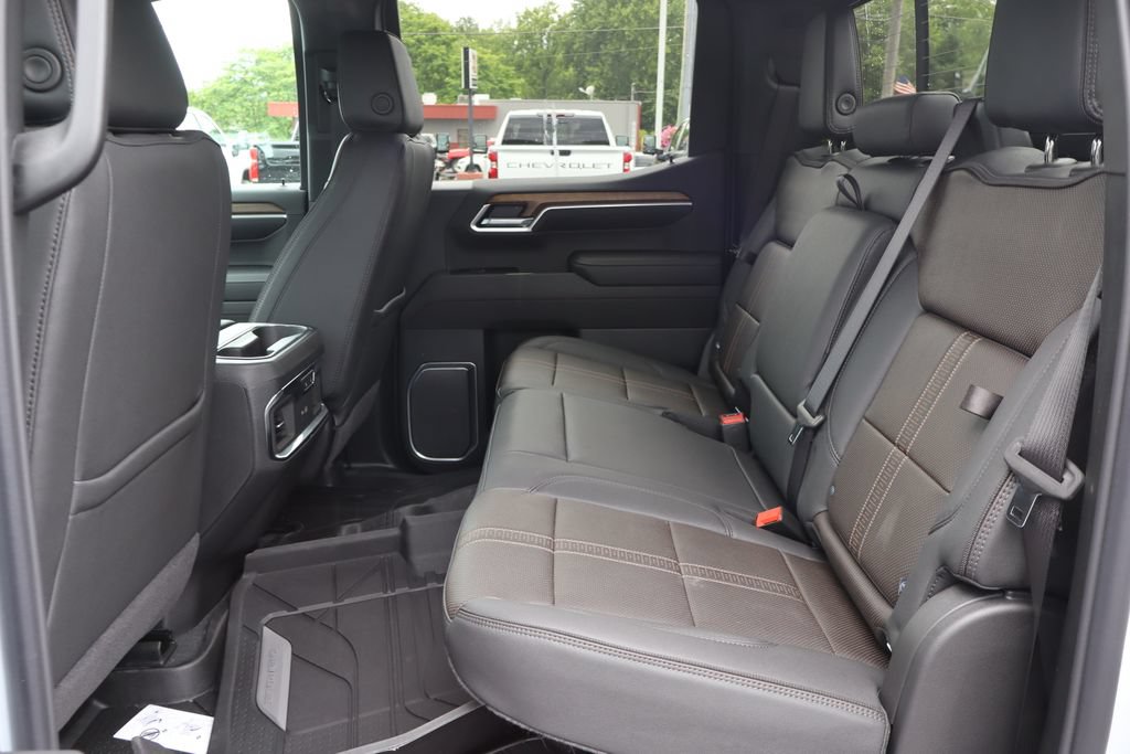 New 2026 Chevrolet Silverado 1500 High Country AWD/4WD image 23