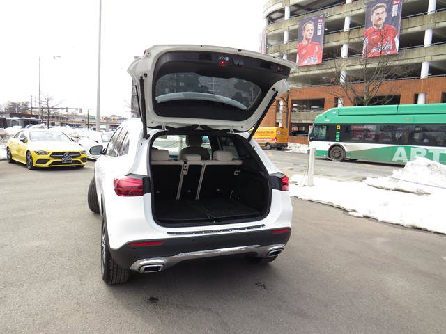 Used 2025 Mercedes-Benz GLA 250 4MATIC image 29