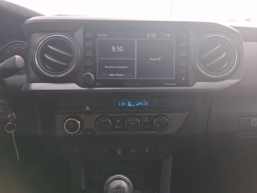 Used 2021 Toyota Tacoma TRD Off-Road w/ Technology Package image 18