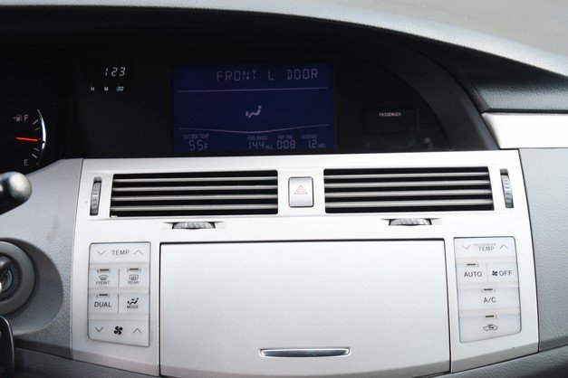 Used 2005 Toyota Avalon XL image 21