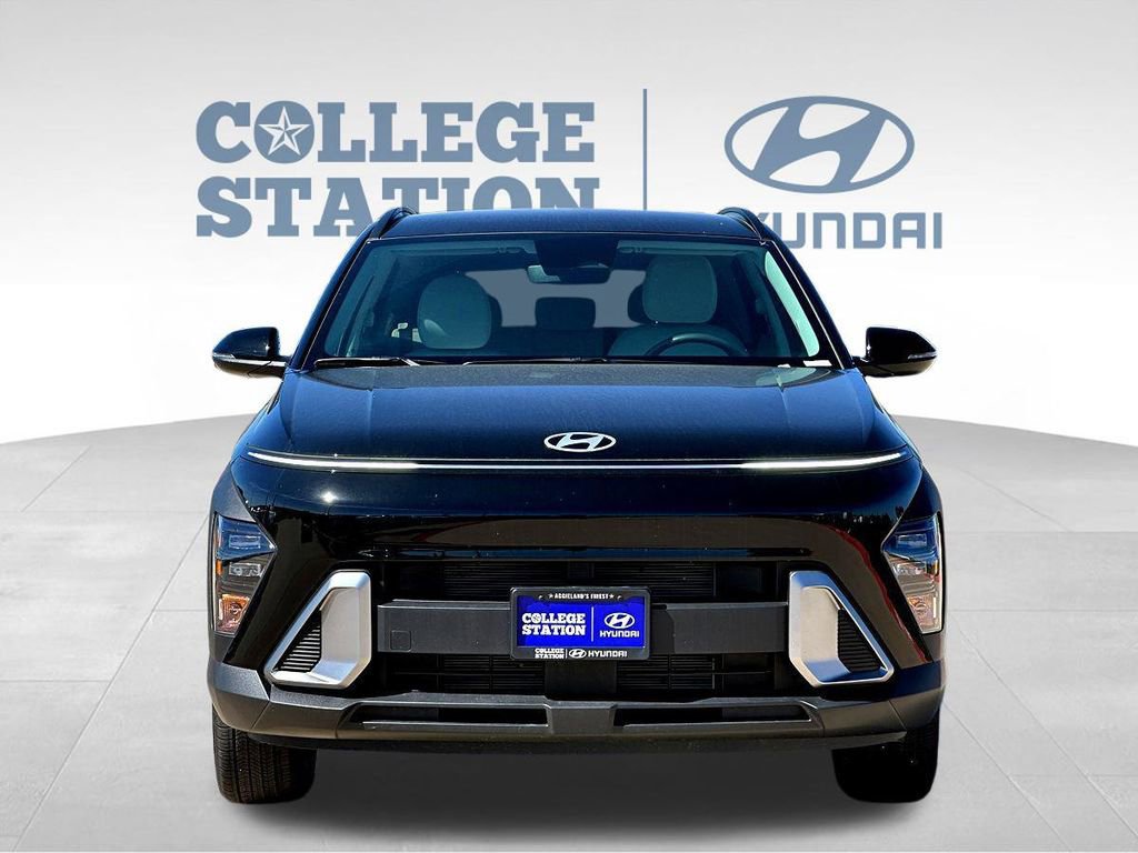 Used 2025 Hyundai Kona SEL image 4