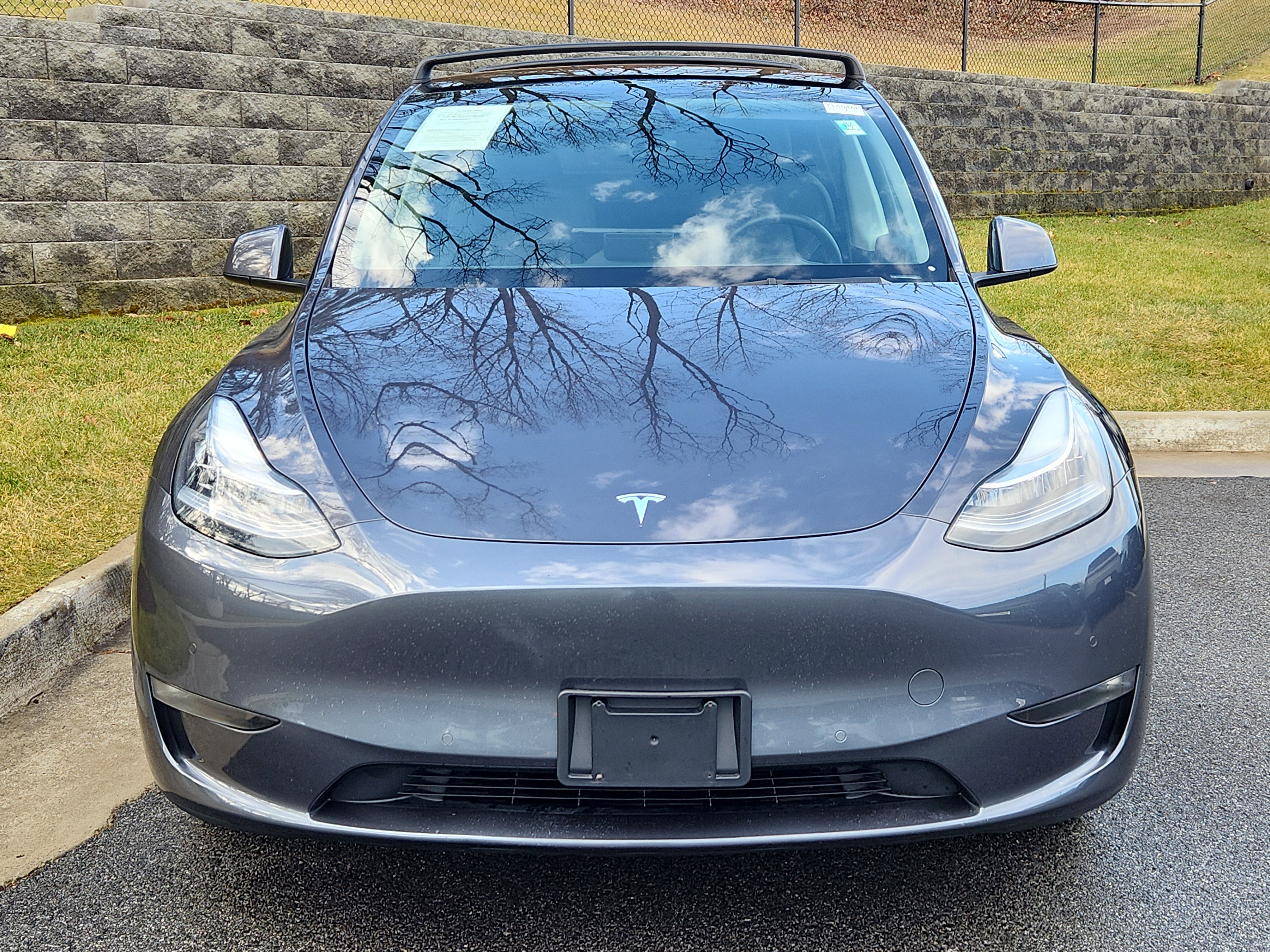 Used 2021 Tesla Model Y Long Range image 8