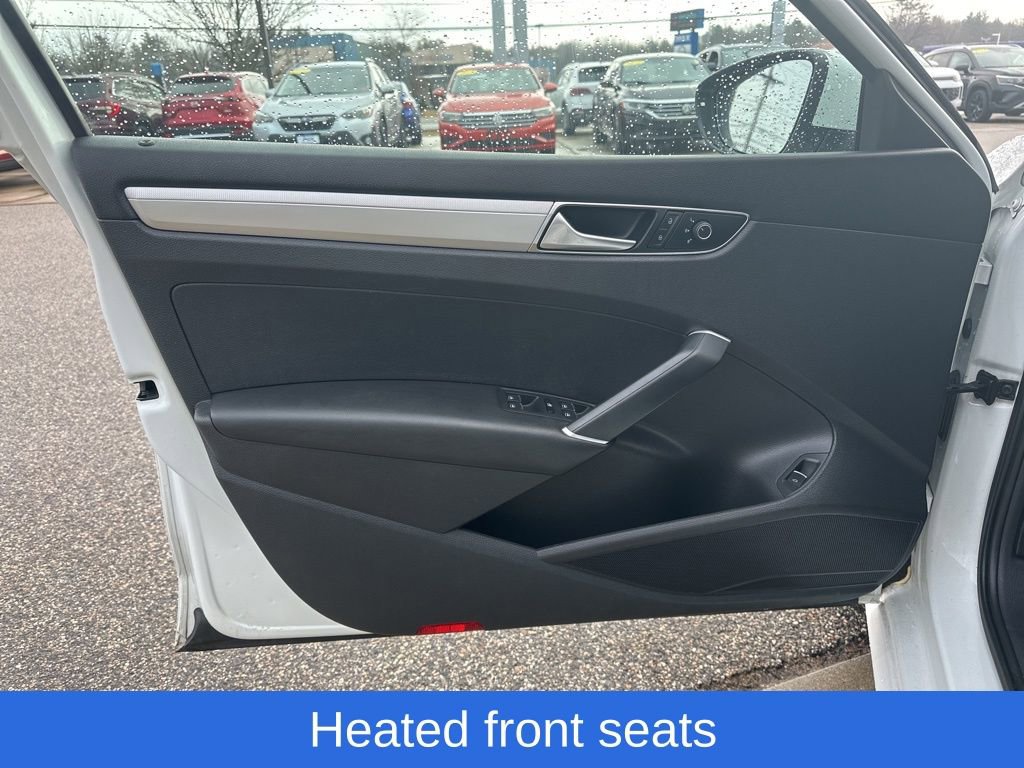 Used 2016 Volkswagen Passat 1.8T S image 11