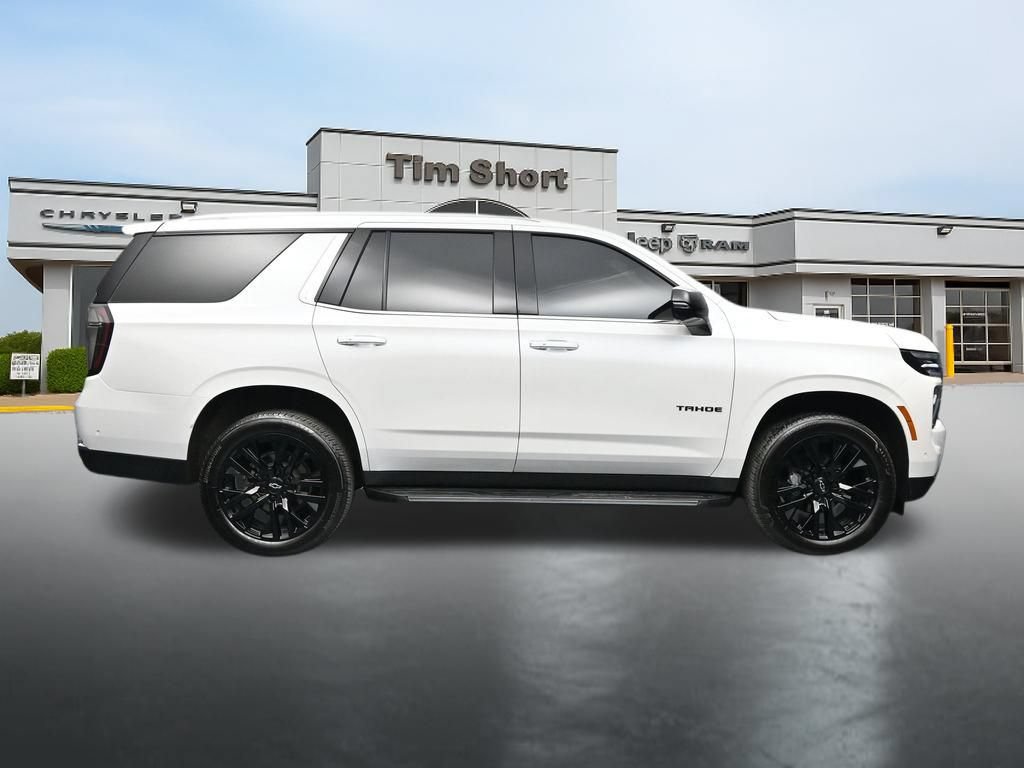 Used 2025 Chevrolet Tahoe Premier AWD/4WD image 6