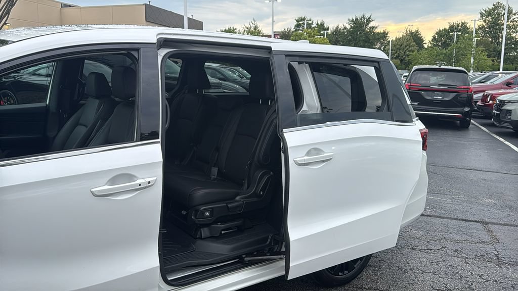 Certified 2025 Honda Odyssey Sport-L image 28