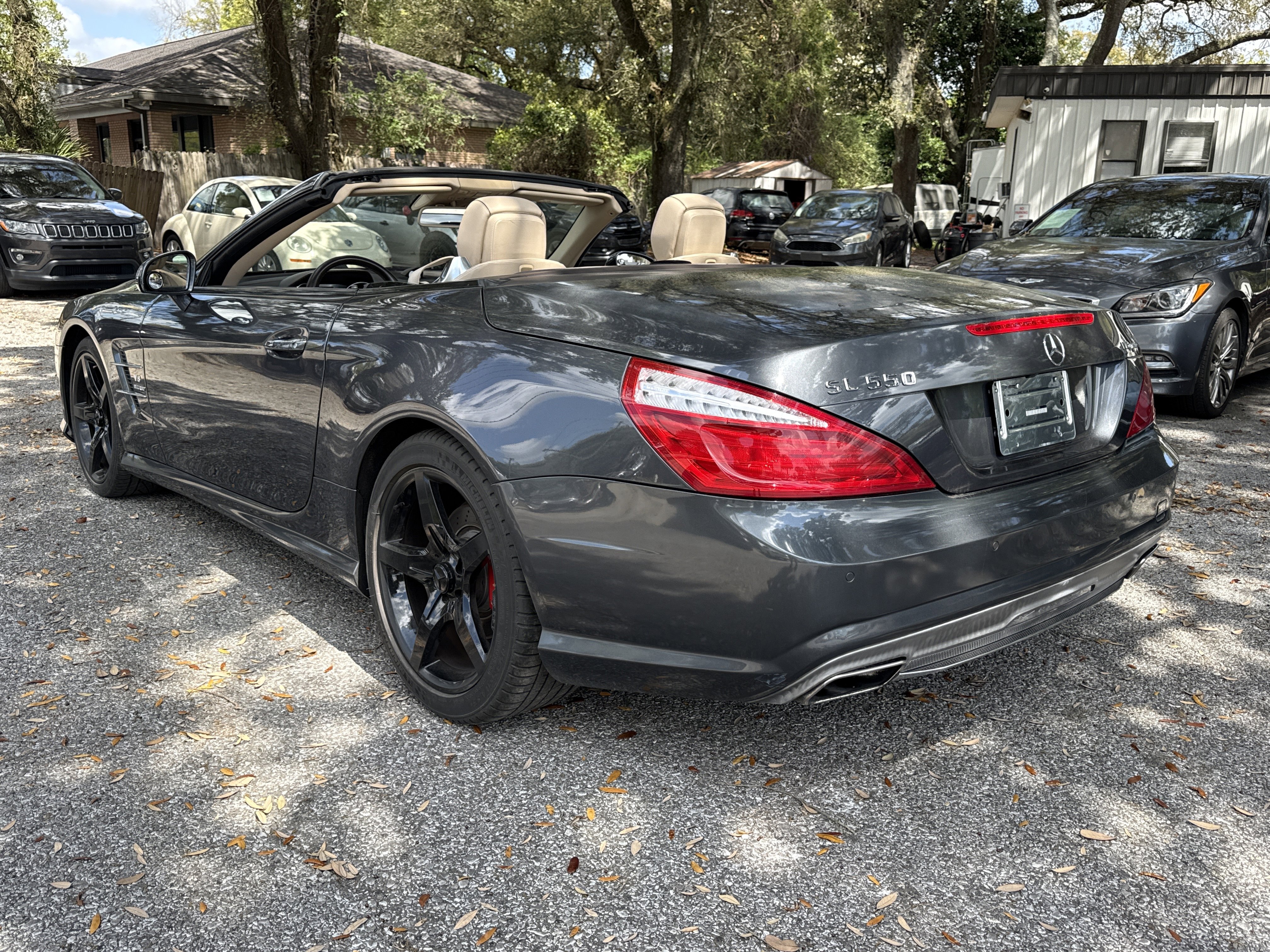 Used 2013 Mercedes-Benz SL 550 image 2