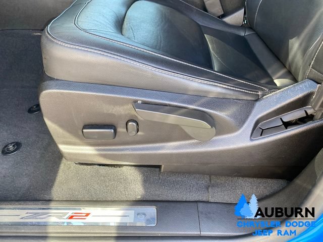 Used 2022 Chevrolet Colorado ZR2 w/ ZR2 Dusk Special Edition AWD/4WD image 35