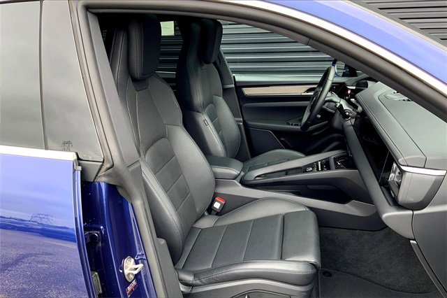 Certified 2024 Porsche Macan 4 Electric image 25