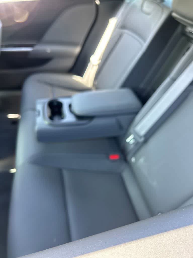 Used 2025 Lucid Air Pure RWD image 5