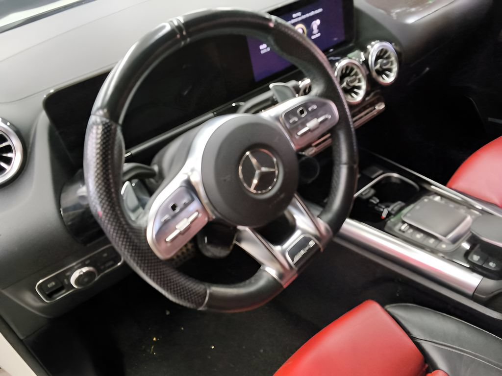 Used 2021 Mercedes-Benz GLA 45 AMG 4MATIC image 11
