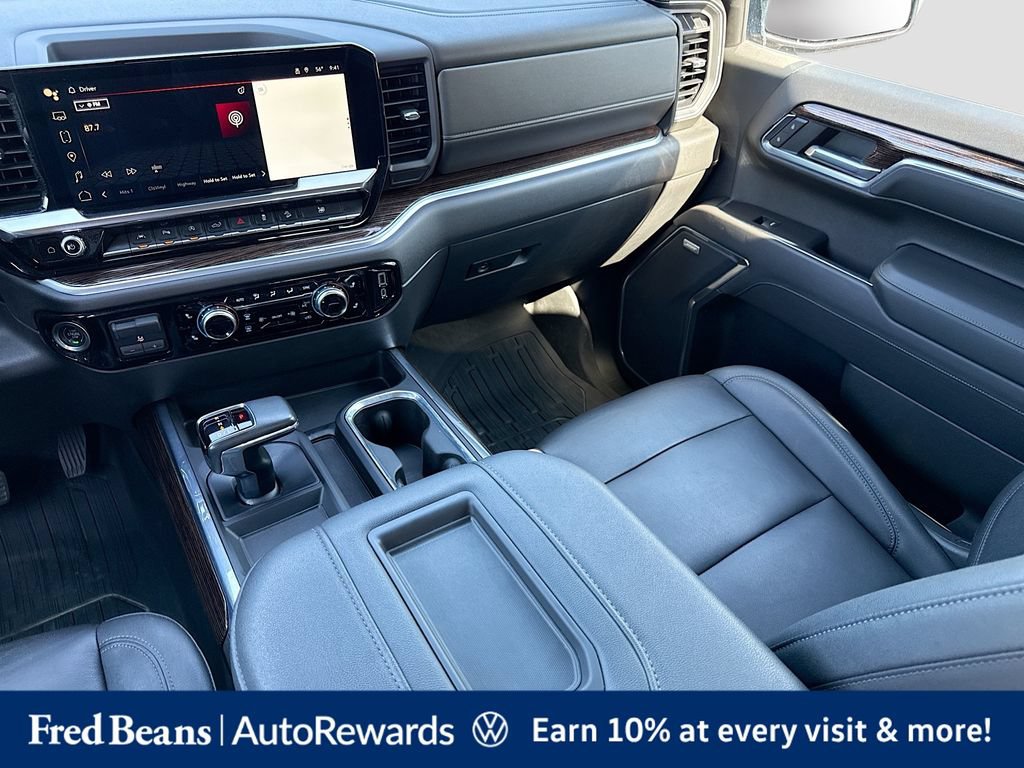 Used 2022 GMC Sierra 1500 Elevation w/ Elevation Premium Package AWD/4WD image 31