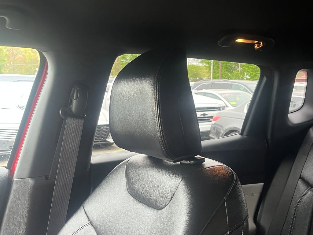 Used 2025 Jeep Compass Limited AWD/4WD image 26