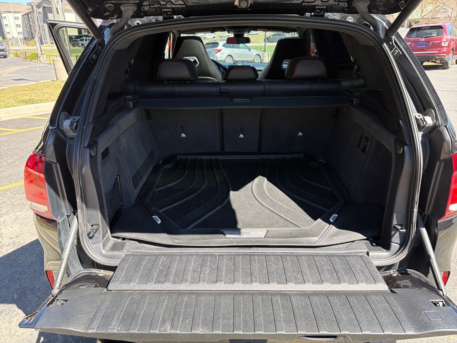 Used 2018 BMW X5 M image 41