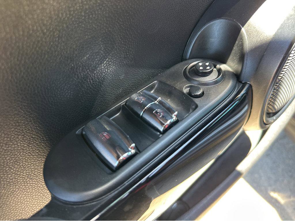 Used 2019 MINI Cooper Convertible image 33