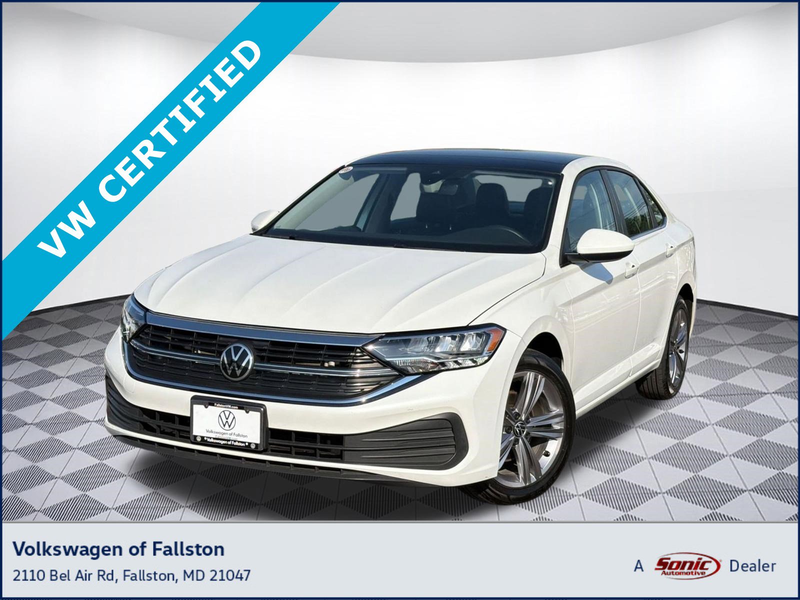Certified 2022 Volkswagen Jetta SE FWD image 1