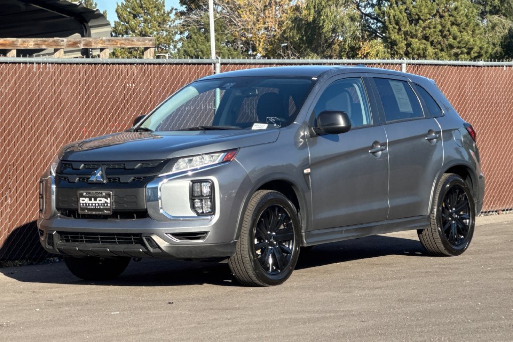 Used 2025 Mitsubishi Outlander Sport LE AWD/4WD image 4