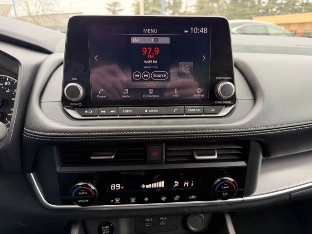 Used 2024 Nissan Rogue SV image 23