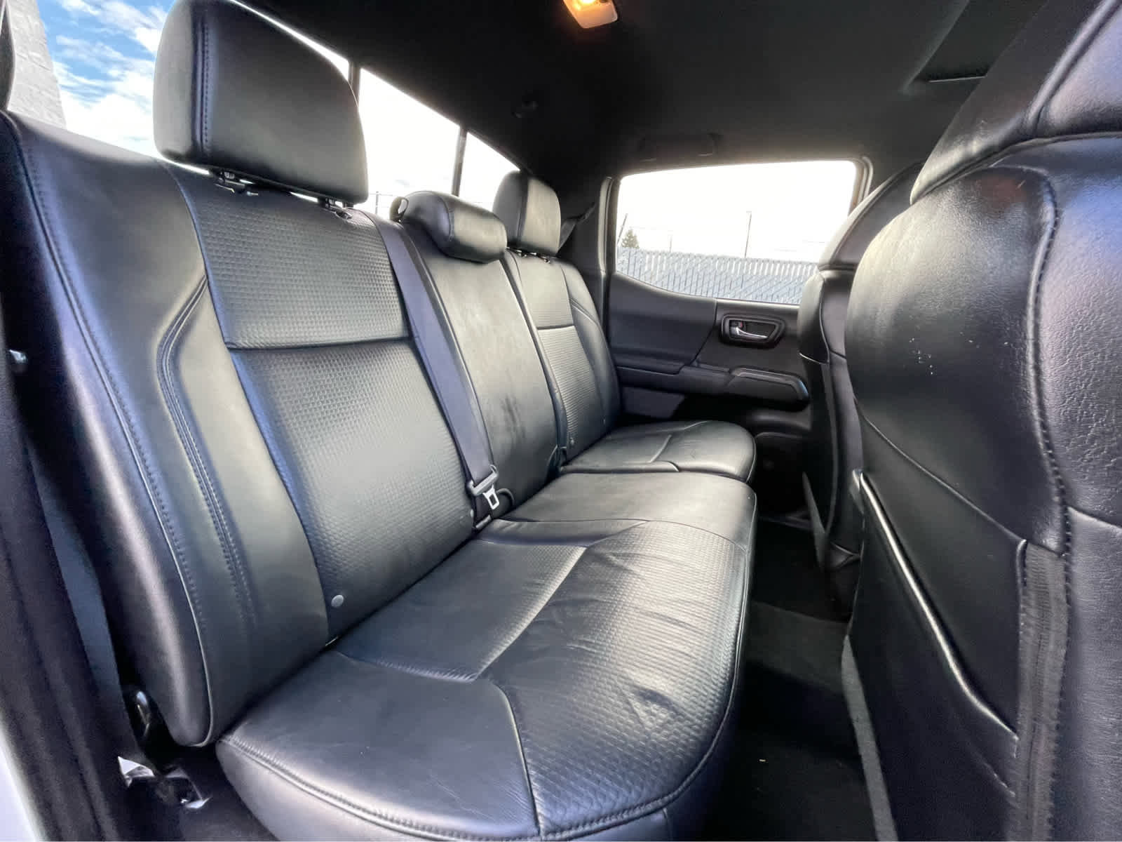 Used 2019 Toyota Tacoma TRD Sport image 27