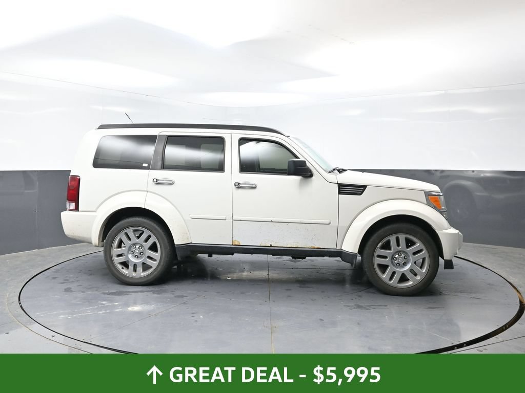Used 2008 Dodge Nitro SLT w/ Sun & Wheels Group AWD/4WD image 2