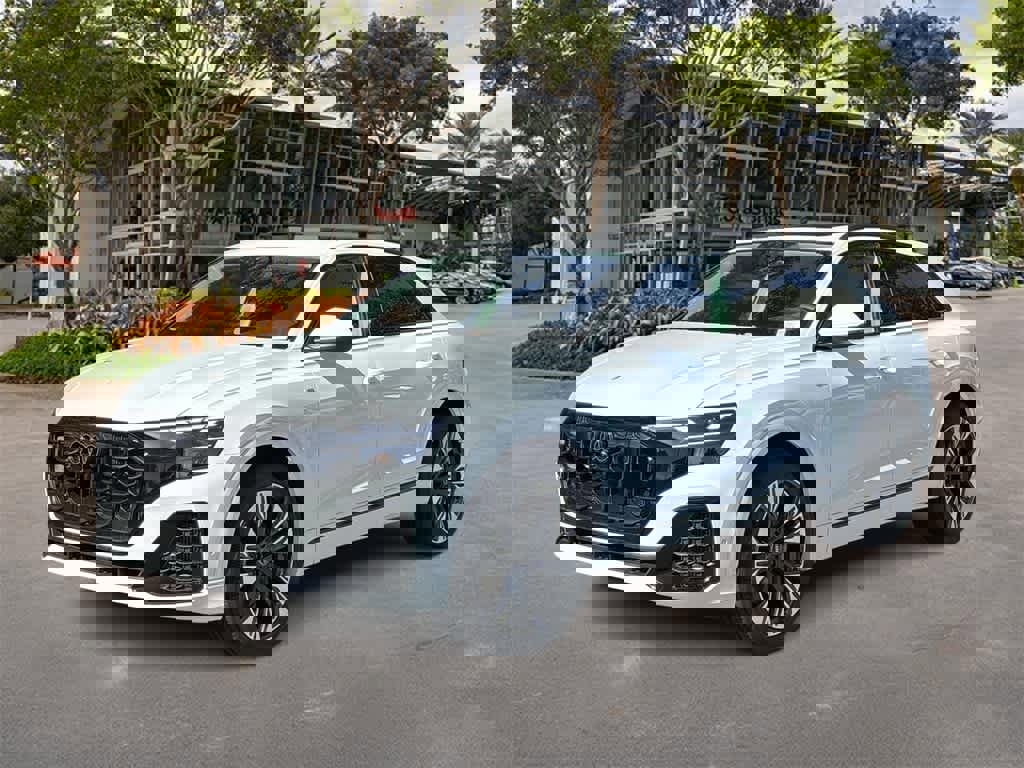 New 2025 Audi Q8 Premium Plus