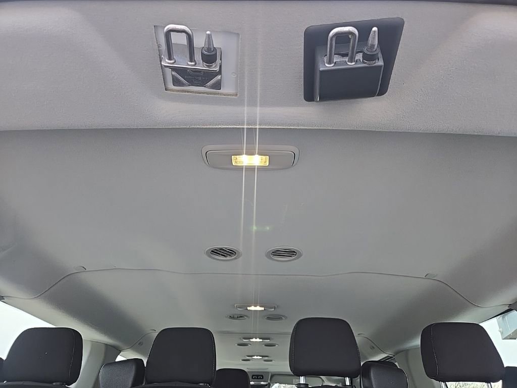 Used 2023 Ford Transit 350 XLT image 98