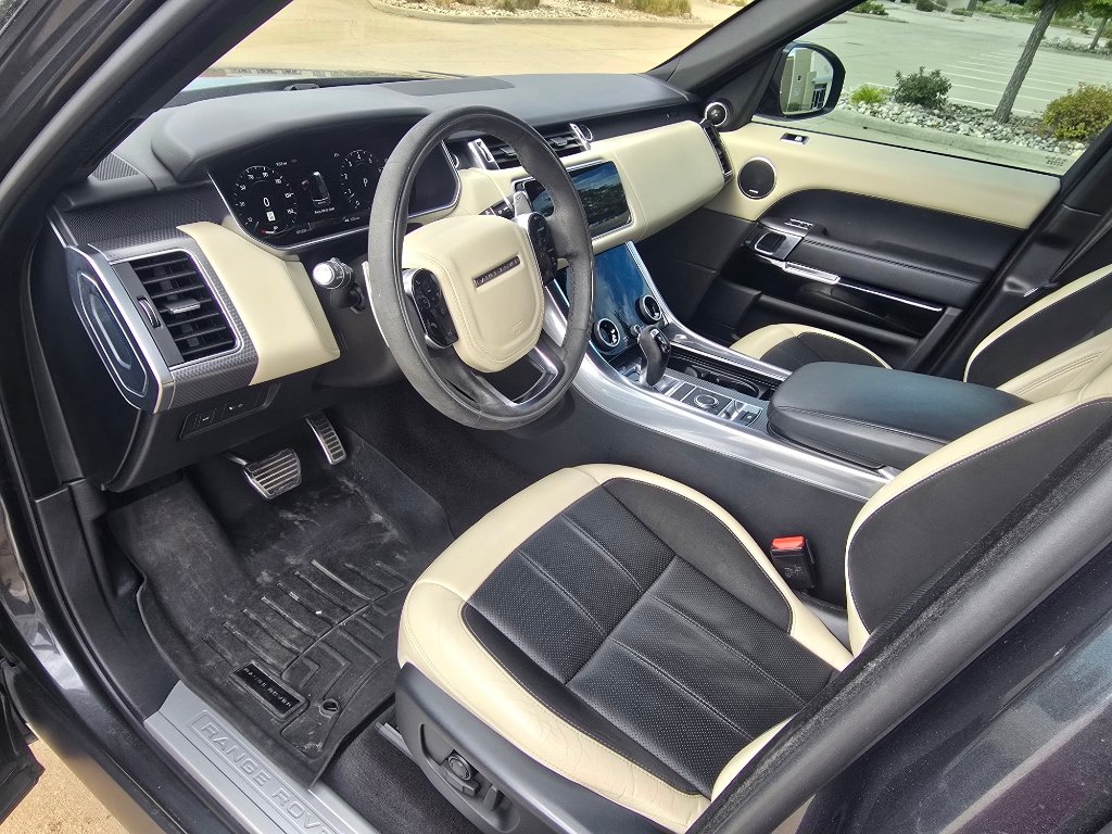 Used 2020 Land Rover Range Rover Sport HST AWD/4WD image 25
