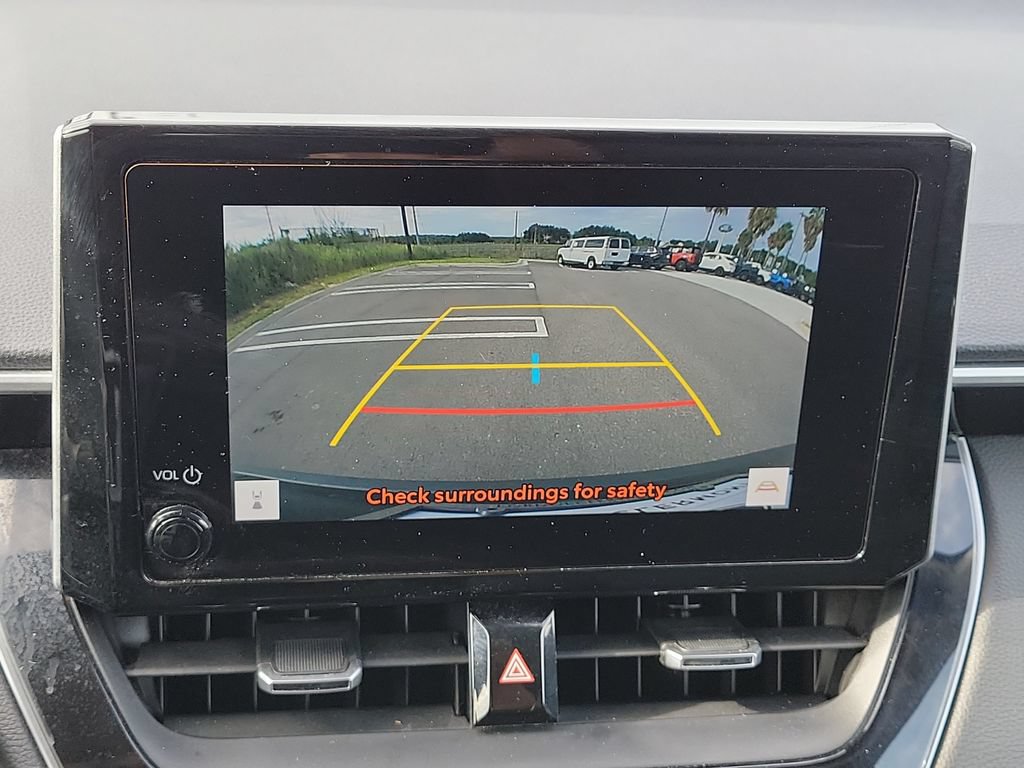 Used 2023 Toyota Corolla Cross XLE w/ Convenience Package FWD image 22